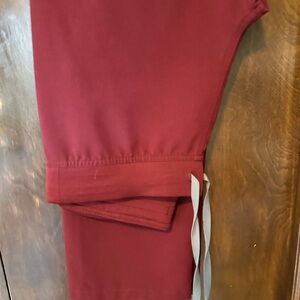 Figs Women's burgundy scrub pants